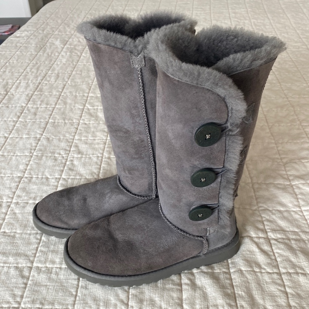 UGG Women's Bailey Button Triplet II Boot